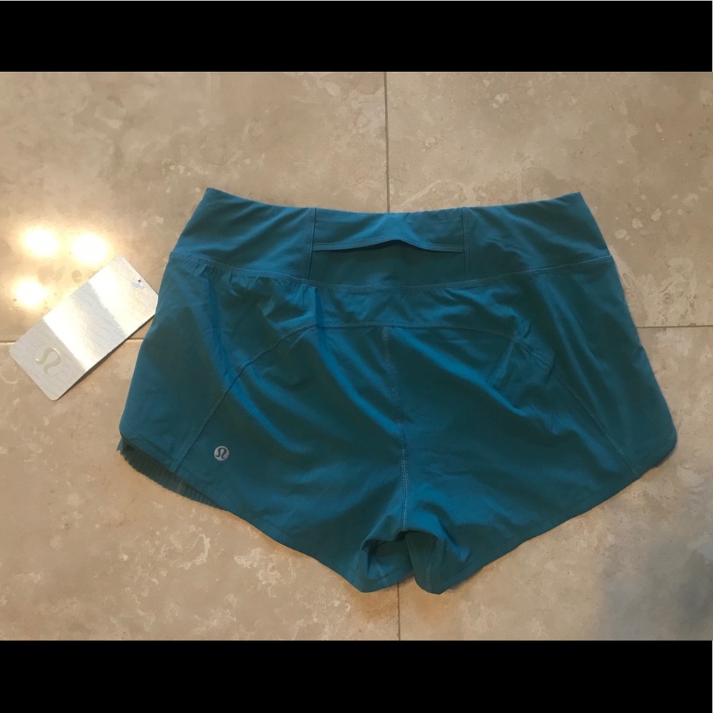 Lululemon Play Off The Pleats Short NWT
